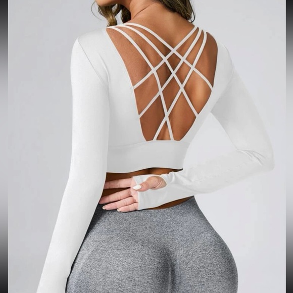 Strappy back athletic crop top white open back NWT long sleeve - Picture 2 of 3